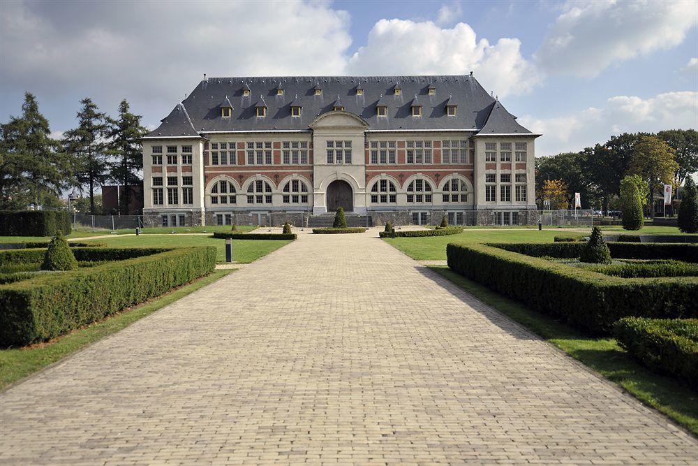 Terhills Hotel Maasmechelen Exterior photo